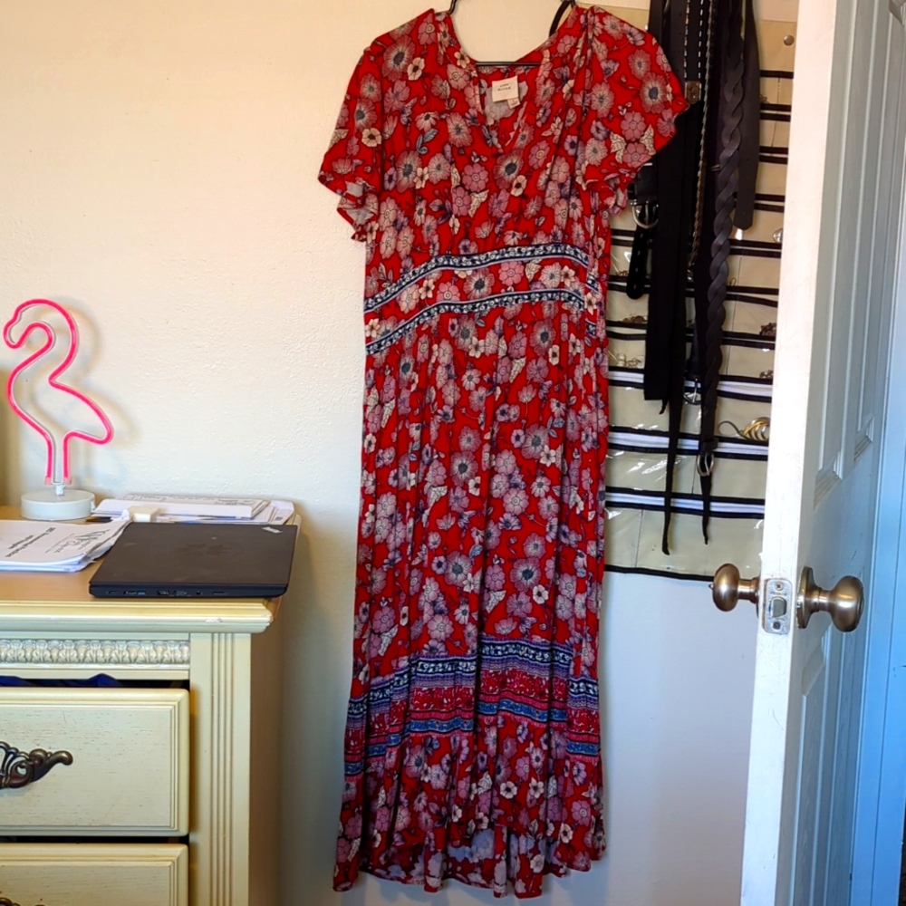 Lovely Maxi Maroon Floral Dress L